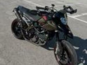 DUCATI HYPERMOTARD 1100 EVO DEPOTENZIATA A LIBRETT