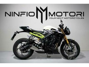 TRIUMPH STREET TRIPLE 765 MOTO2 EDITION - 2023