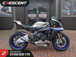 2017 YAMAHA YZF R1M 17 FOR SALE IN VERWOOD