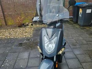 KYMCO AGILITY 50CC SCOOTER RUILEN TEGEN SNORSCOOTER OF FATBI — SCOOTERS | KYMCO — MARKTPLAATS