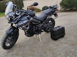 TRIUMPH TIGER 800 XRX