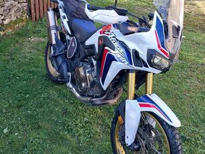 1000 CRF AFRICA TWIN
