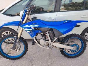 YAMAHA - YZ 125