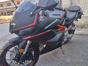 WOTTAN GP1 125 CC BLACK MOT. A LIQUIDO