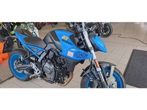 SUZUKI GSX-8S