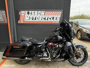 HARLEY-DAVIDSON FLHXS CVO