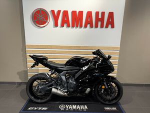 YAMAHA YZF-R7 A2