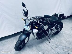 HONDA CB 1000 R+ 145