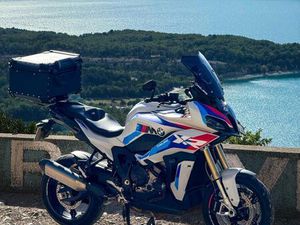 S1000 XR PACK M