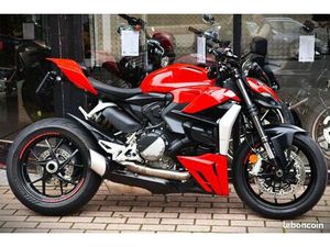 DUCATI STREETFIGHTER V2