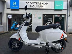 ② VESPA SPRINT S 50 CC 45KM/H BIANCO INNOCENTE (NR.28)