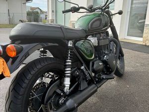 TRIUMPH T100 BLACK 2018