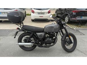 BRIXTON CROMWELL 125 NEUVE – 2024 – 342 KM – GARANTIE CONSTRUCTEUR