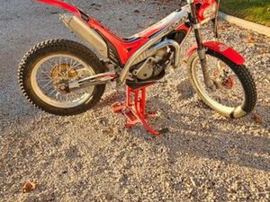 VEND MOTO DE TRIAL GASGAS TXT