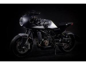 HUSQVARNA 701 VITPILEN AERO REPLICA INT.NR.:741061