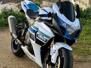 SUZUKI GSXR 1000 L4 CASCAIS E ESTORIL