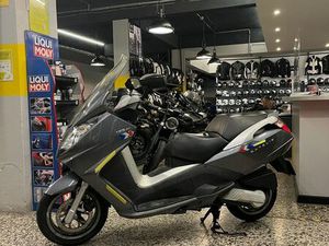 PEUGEOT SATELIS 125 DISTINÇÃO E ELEGÂNCIA NUMA MOTO DE GRANDE CONFORTO AGUALVA E MIRA-SINTRA