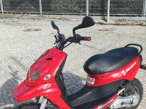 SCOOTER PEUGEOT 50 CC SETÚBAL (SÃO JULIÃO, NOSSA SENHORA DA ANUNCIADA E SANTA MARIA DA GRAÇA)