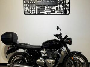 TRIUMPH BONNEVILLE T120 2025 1200 CM3 | MOTO ROUTIÈRE | 1 435 KM | NOIR | 34000 MONTPELLIER