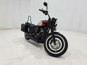 ② HARLEY DAVIDSON STREET BOB GARANTIE 1 AN