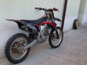 HONDA CRF 250 R 2016 ГР. АСЕНОВГРАД