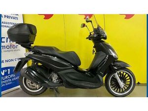 VENDO PIAGGIO BEVERLY 350 POLICE ABS-ASR (2018 - 20) USATA A VIGEVANO (CODICE 9913272) - MOTO.IT