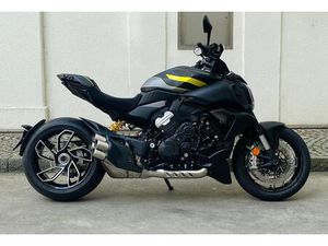 DUCATI DIAVEL V4 - SOFORT VERFÜGBAR