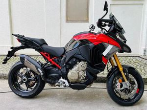 DUCATI MULTISTRADA V4 PIKES PEAK - JETZT BESTELLEN