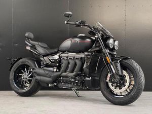 TRIUMPH ROCKET 3 GT