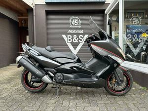 YAMAHA T-MAX 500