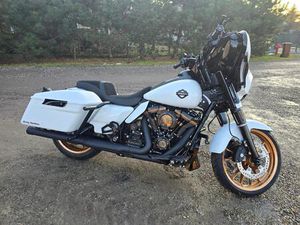 HARLEY-DAVIDSON FLHX STREET GLIDE 2020