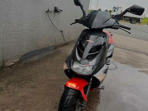 APRILIA SR50 STREET – 50 CCM | 50ER PAPIERE | LÄUFT TOP
