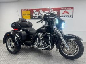 2022 HARLEY DAVIDSON TRI GLIDE 114 TRIKE GREAT SPEC ONLY 3000 MILES
