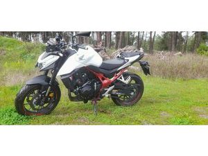 HONDA HORNET 750, 2025 PEQUENA QUEDA FERNÃO FERRO