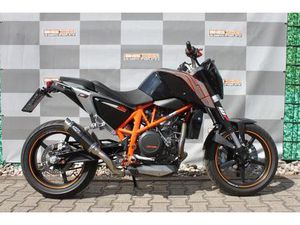 KTM 690 DUKE