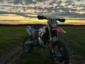 KTM EXC 250 TPI 2 TAKT MIT LEGALEM STRAßENKIT