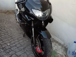 HONDA CBR 600 F4 MARVILA
