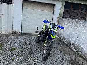 YZ 250 2T 2001 LER ANÚNCIO GONDOMAR (SÃO COSME), VALBOM E JOVIM