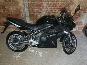 KAWASAKI ER 6F / NUR 16TKM GELAUFEN