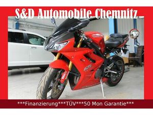 TRIUMPH DAYTONA 675 CARBON EDTION