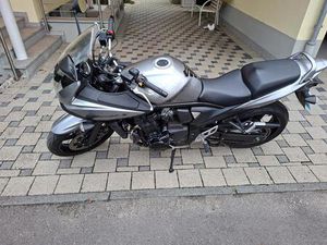 SUZUKI BANDIT 650 GSF - GEPFLEGT, WENIG GEFAHREN