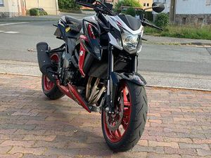 SUZUKI GSX-S 750