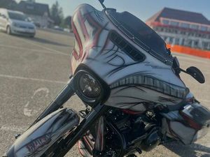 HARLEY DAVIDSON STREET GLIDE SPÉCIAL DE 2015