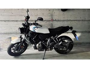 YAMAHA XSR 700, JG 2018, TOP ZUSTAND, IDEALES SOMMERBIKE!