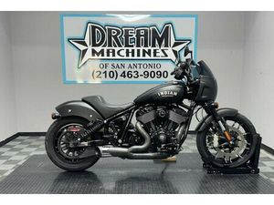 2023 INDIAN MOTORCYCLE® SPORT CHIEF BLACK SMOKE