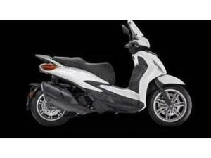 VENDO PIAGGIO BEVERLY 400 (2025 - 26) NUOVA A MILANO (CODICE 9913036) - MOTO.IT