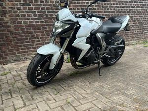 HONDA CB1000R SC60 FRISCH TÜV 2 HAND SERVICE GEPFLEGT