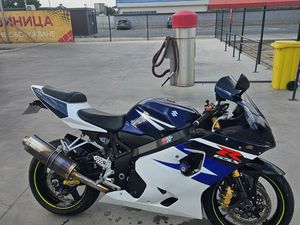 SUZUKI GSXR K4 →