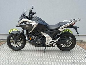 HONDA NC750X DCT