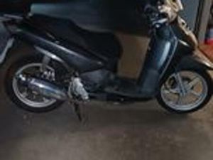 PEUGEOT LXR 200 - 2010